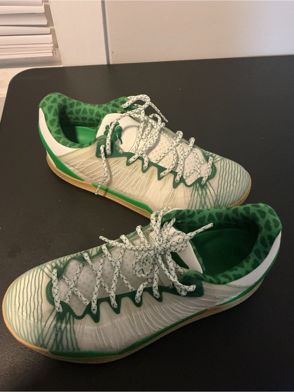 Pro Player Men's Athletic Shoes White and Green